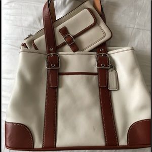 Coach purse and wallet set